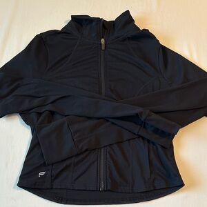 Fabletics Fitted Cropped Zip Up Jacket
